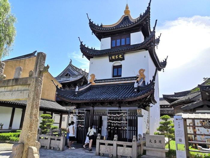 我的抖音为什么没有保存自己内容带水印这一项？